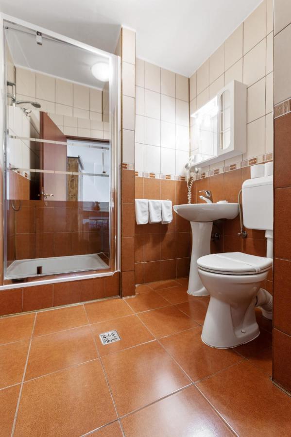 Casa Rasnoveana מראה חיצוני תמונה